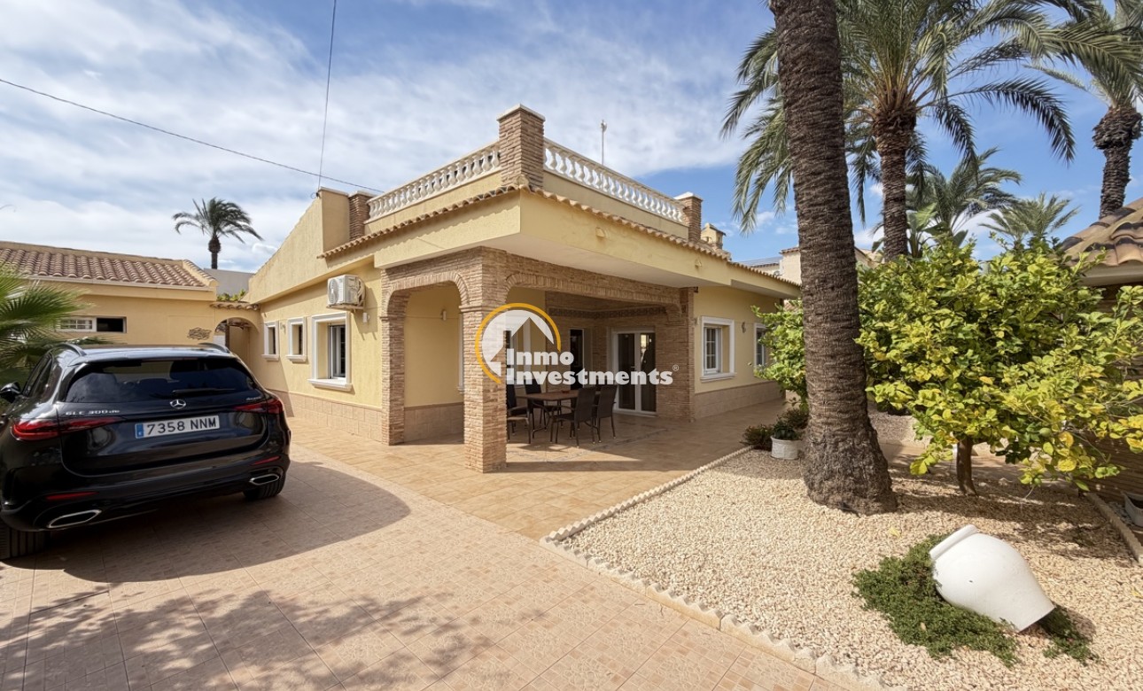 Till salu - Villa - Cabo Roig - Beachside