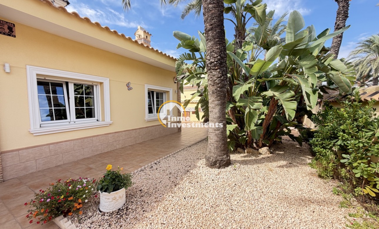 Till salu - Villa - Cabo Roig - Beachside