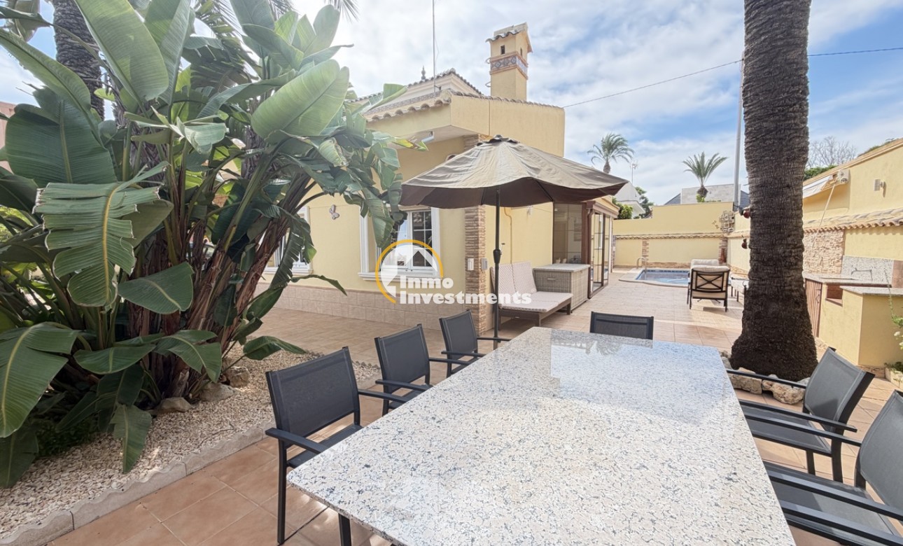 Till salu - Villa - Cabo Roig - Beachside