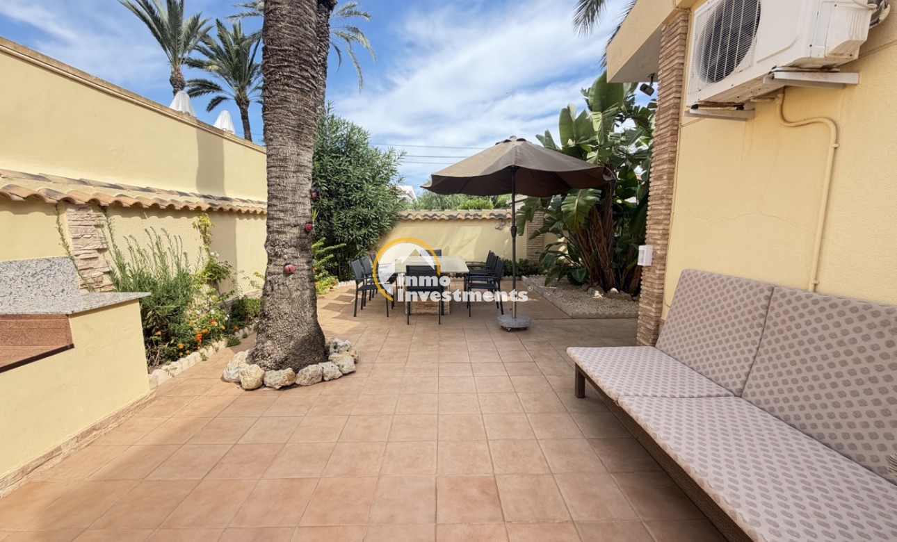 Till salu - Villa - Cabo Roig - Beachside