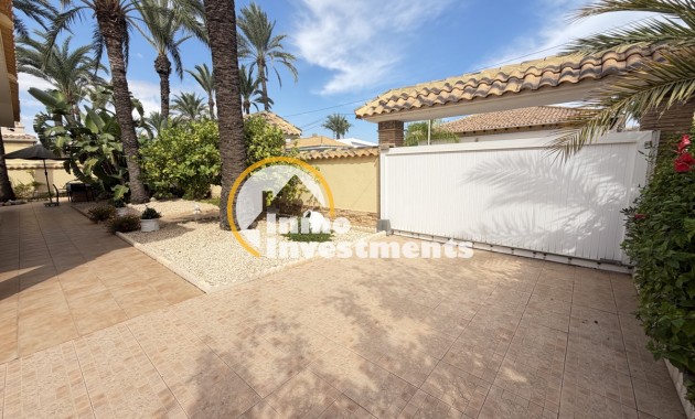 Till salu - Villa - Cabo Roig - Beachside
