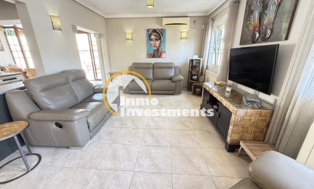 Till salu - Villa - Cabo Roig - Beachside