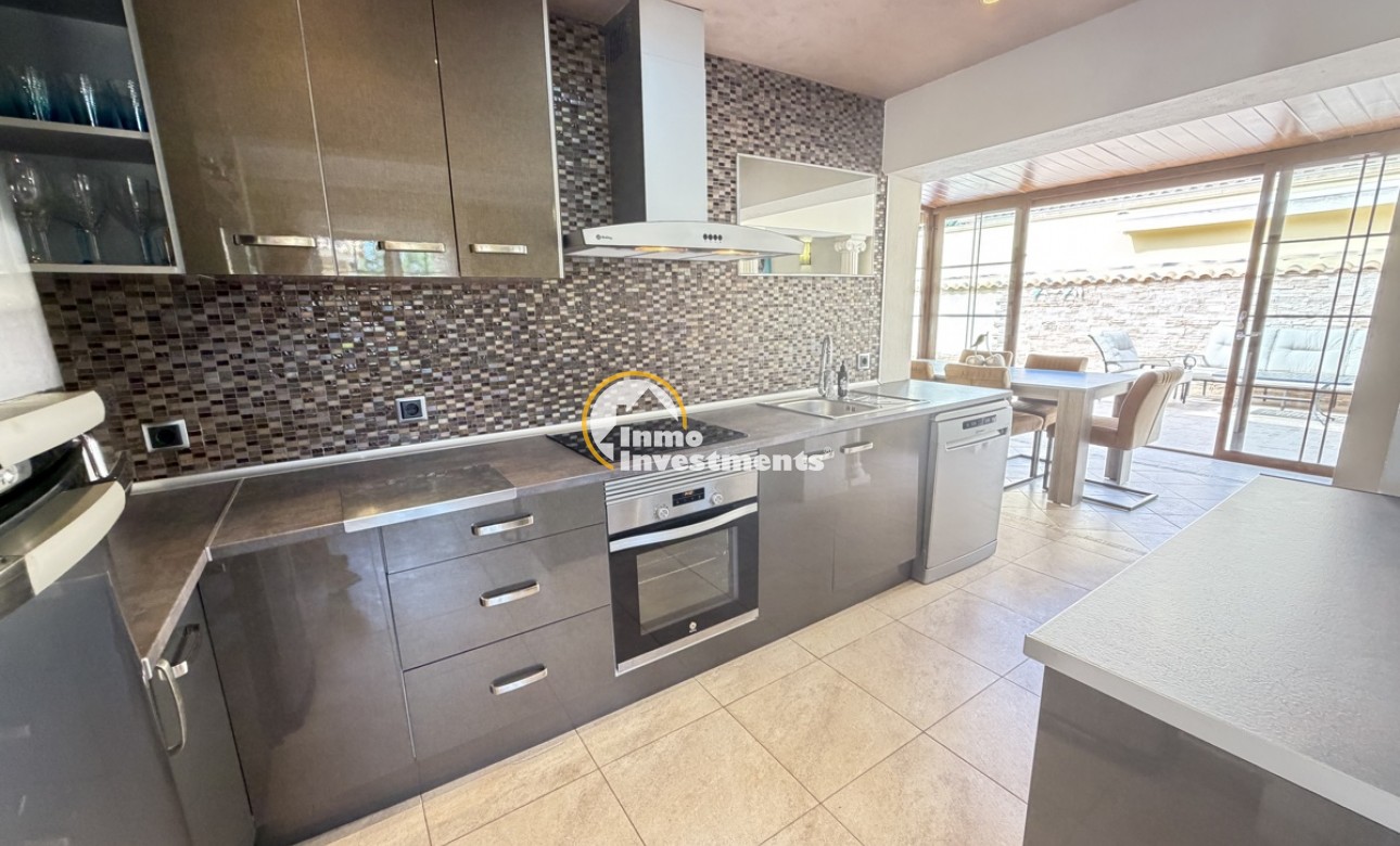 Till salu - Villa - Cabo Roig - Beachside