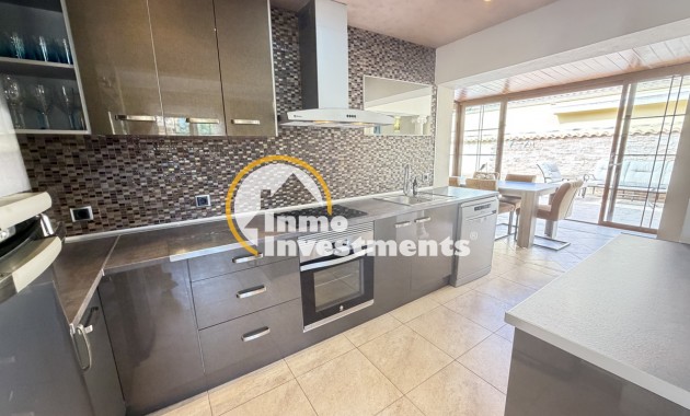Till salu - Villa - Cabo Roig - Beachside