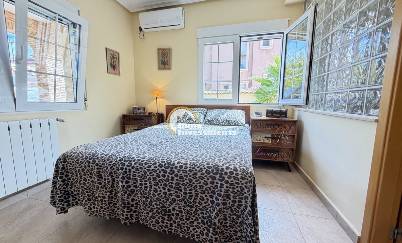 Till salu - Villa - Cabo Roig - Beachside