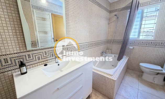 Till salu - Villa - Cabo Roig - Beachside