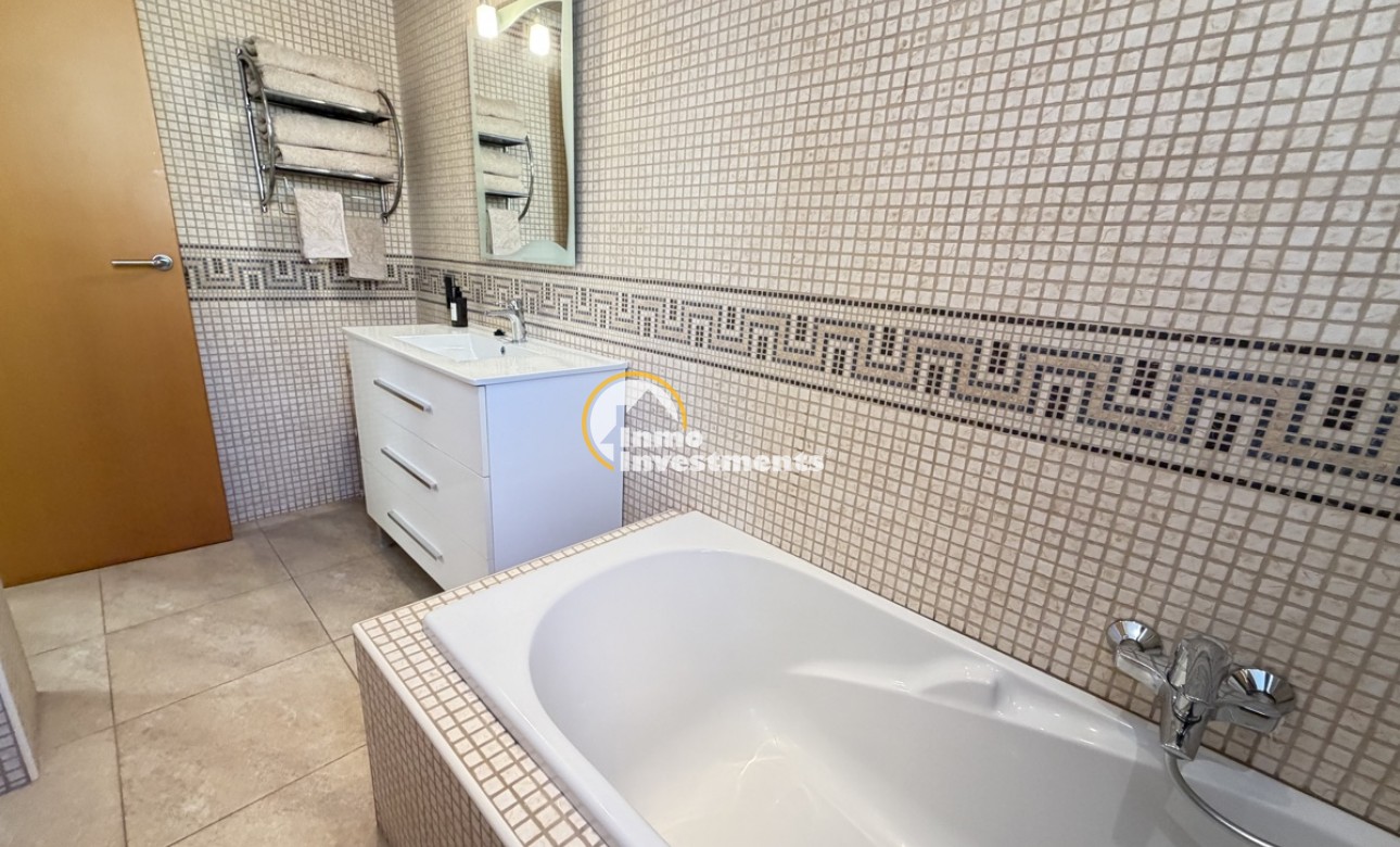 Till salu - Villa - Cabo Roig - Beachside