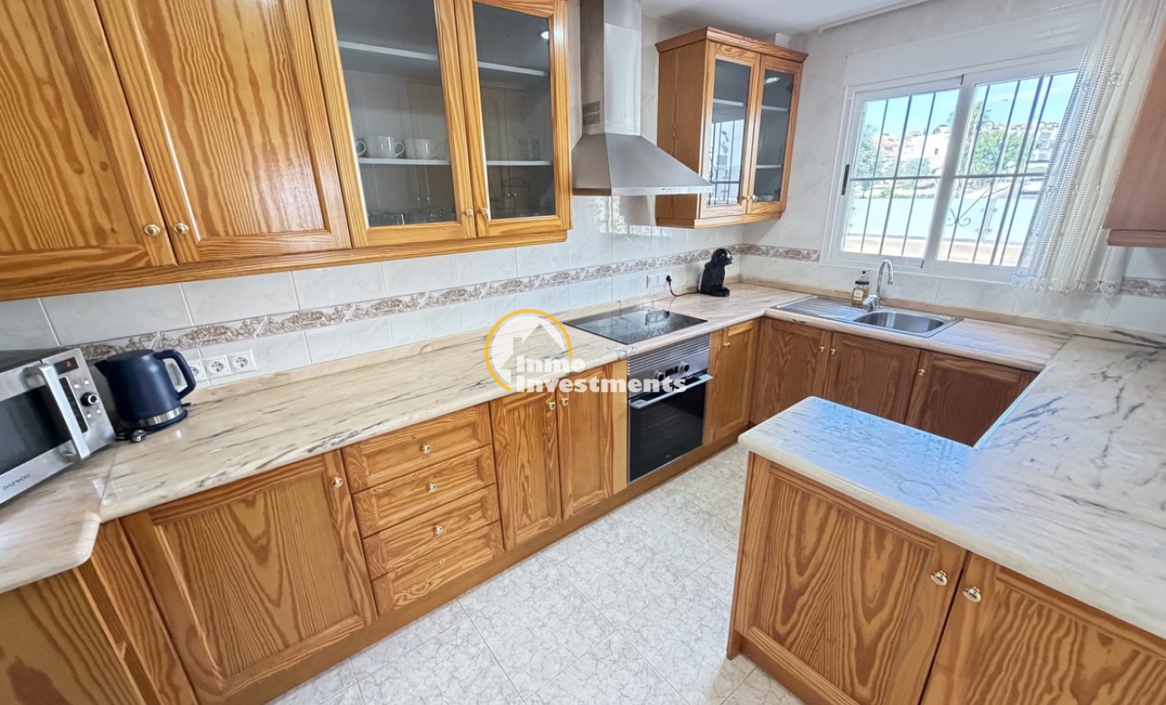 Reventa - Chalet independiente - Villamartin - Bosque de las Lomas 