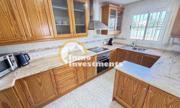 Reventa - Chalet independiente - Villamartin - Bosque de las Lomas 