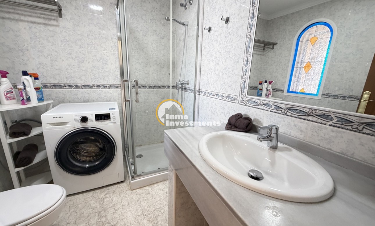 Reventa - Chalet independiente - Villamartin - Bosque de las Lomas 