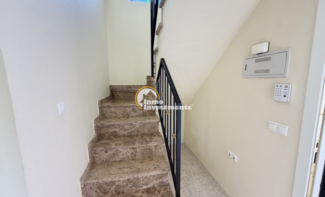 Reventa - Chalet independiente - Villamartin - Bosque de las Lomas 
