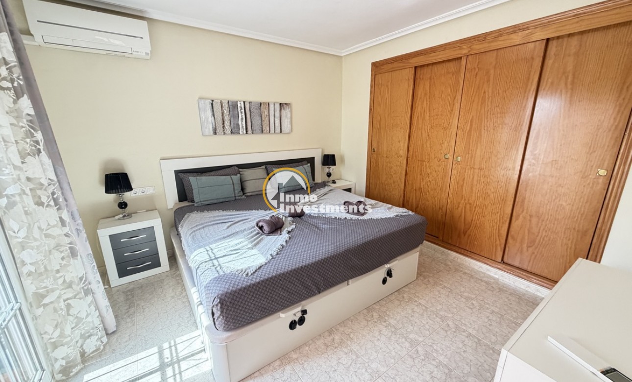 Reventa - Chalet independiente - Villamartin - Bosque de las Lomas 