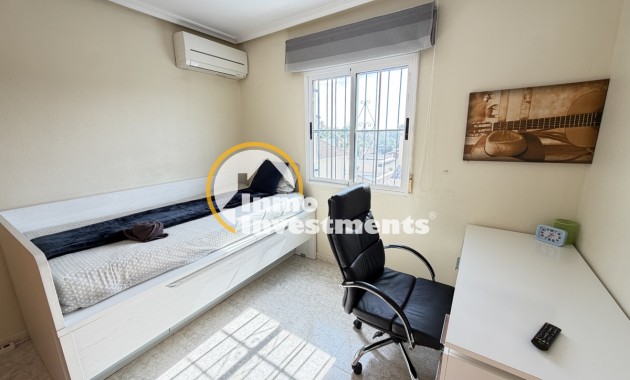 Reventa - Chalet independiente - Villamartin - Bosque de las Lomas 