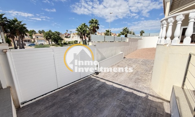 Reventa - Chalet independiente - Villamartin - Bosque de las Lomas 