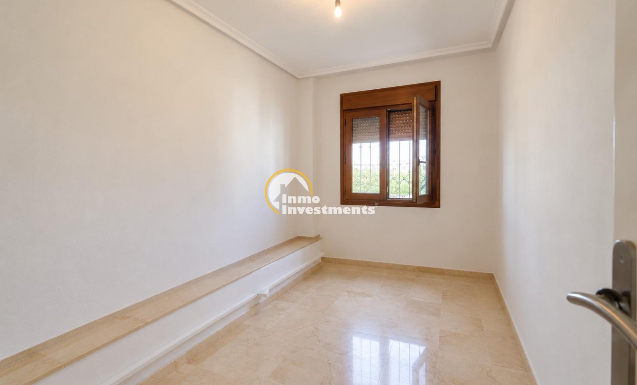 Reventa - Chalet adosado - Villamartin - Pau 8