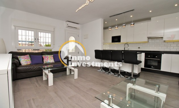Reventa - Chalet adosado - Villamartin