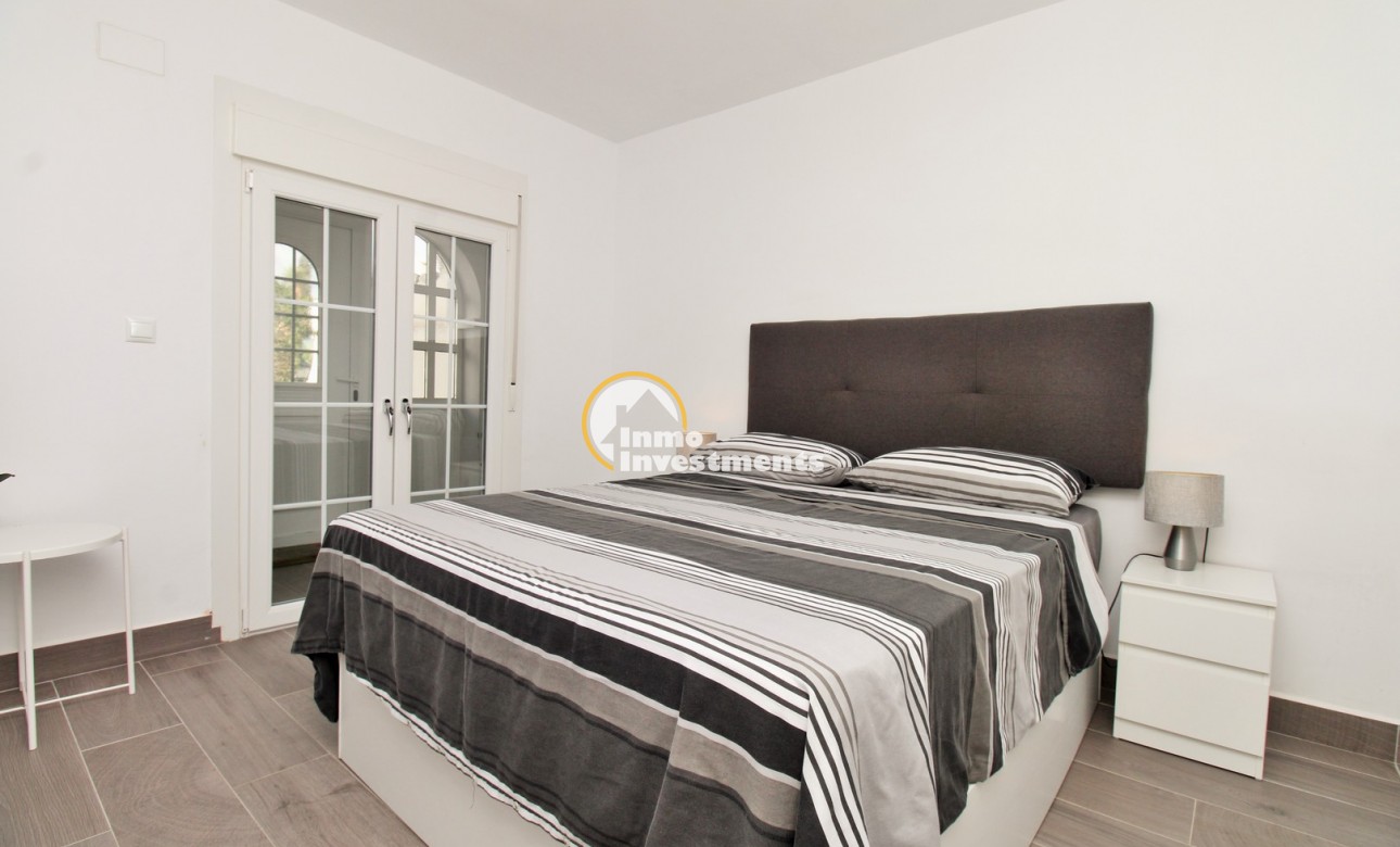 Reventa - Chalet adosado - Villamartin