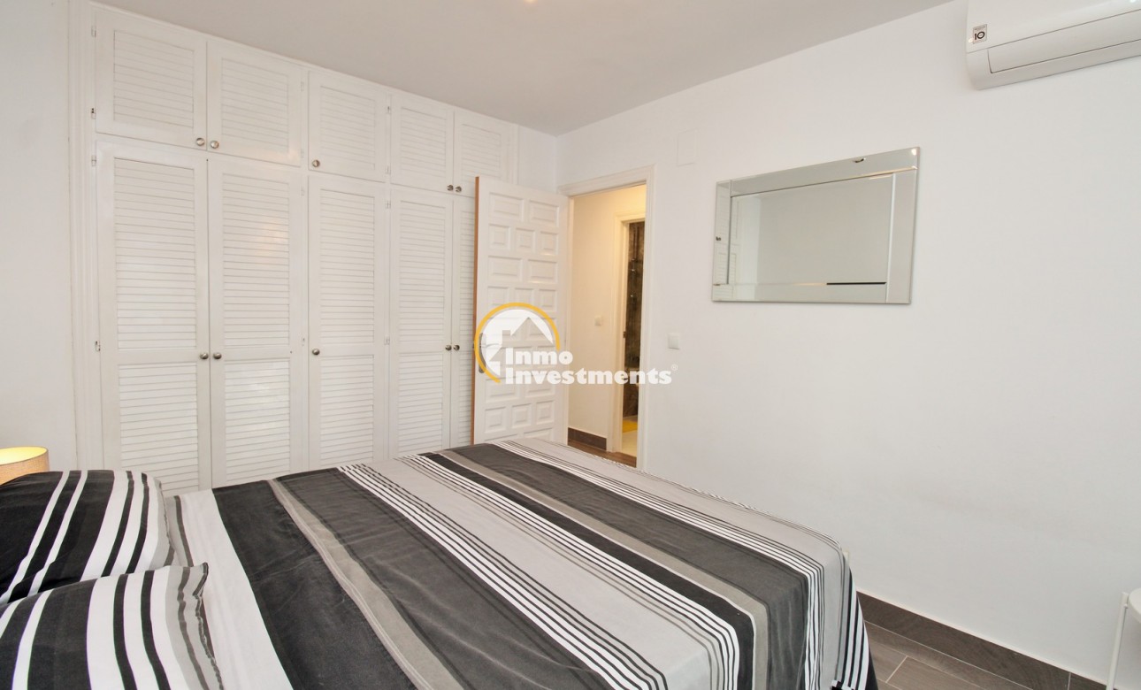 Reventa - Chalet adosado - Villamartin