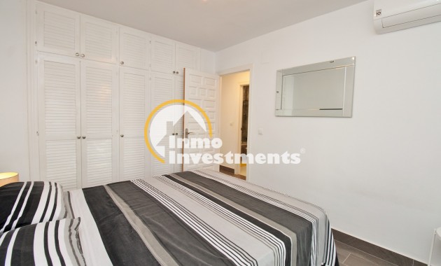 Reventa - Chalet adosado - Villamartin