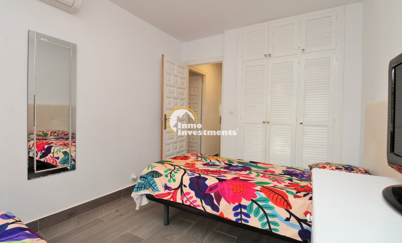 Reventa - Chalet adosado - Villamartin