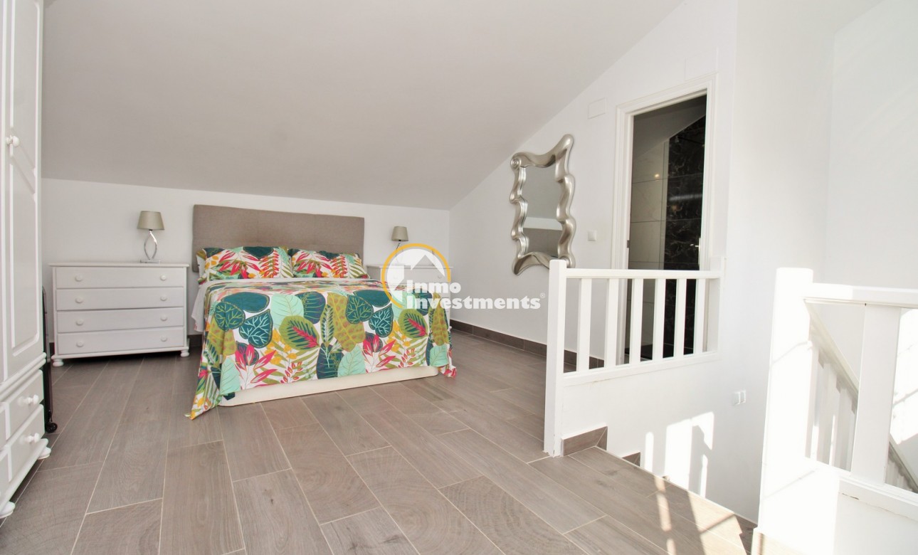 Reventa - Chalet adosado - Villamartin