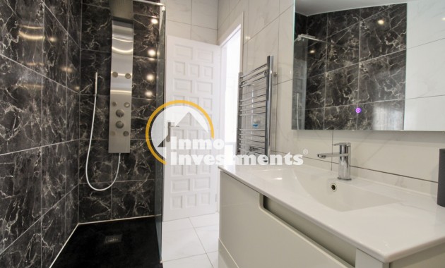 Reventa - Chalet adosado - Villamartin
