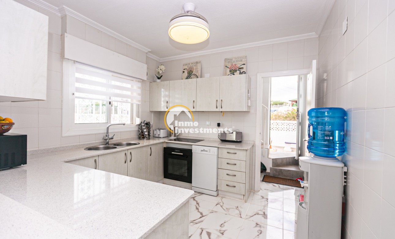 Resale - Villa - San Miguel de Salinas - San Miguel De Salinas