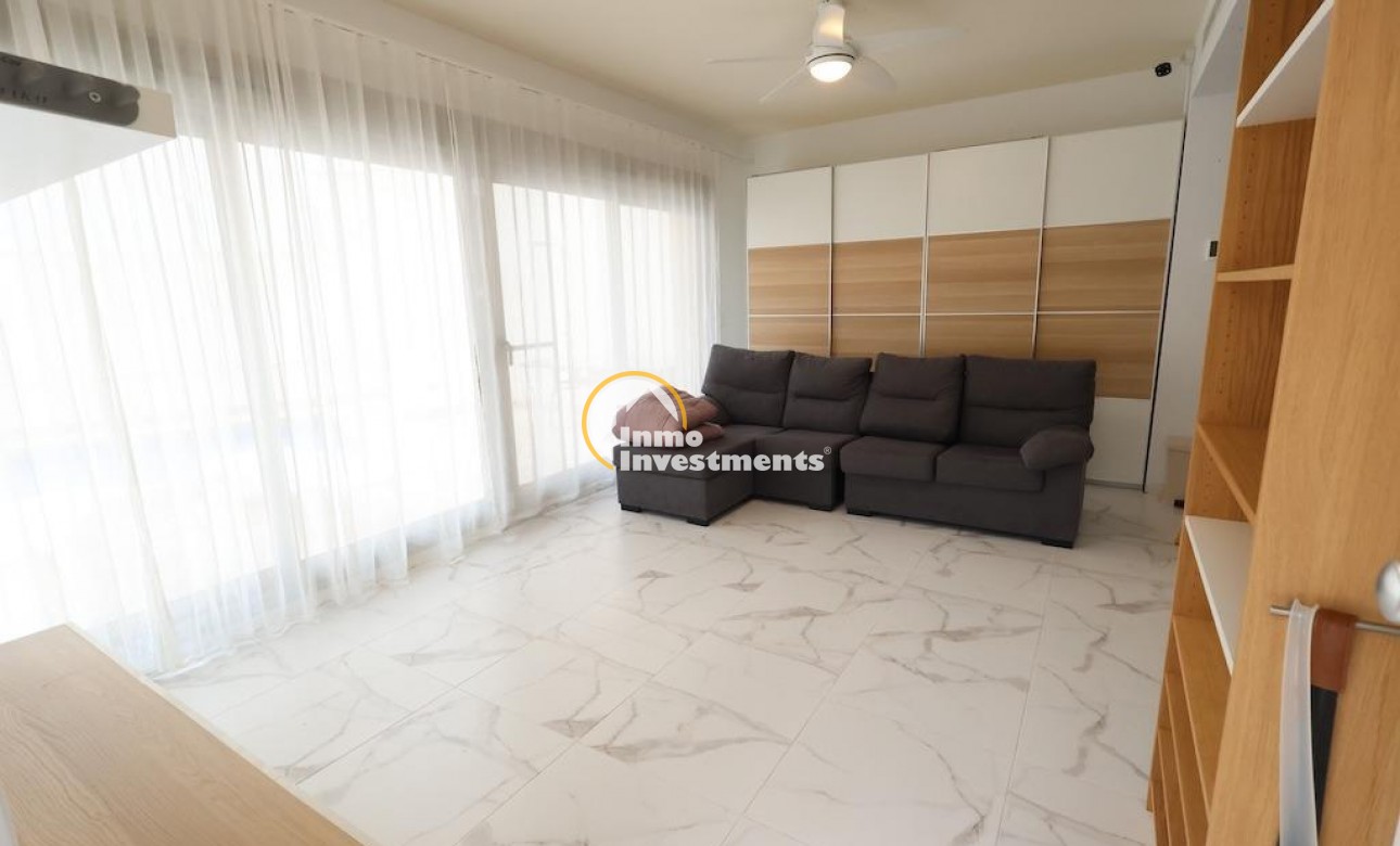 Bestaande bouw - Villa - Orihuela Costa - Villamartín-Las Filipinas