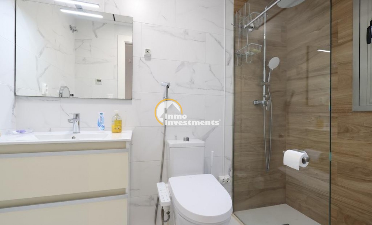 Bestaande bouw - Villa - Orihuela Costa - Villamartín-Las Filipinas