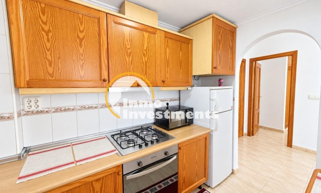 Resale - Apartment - Torrevieja - Centro