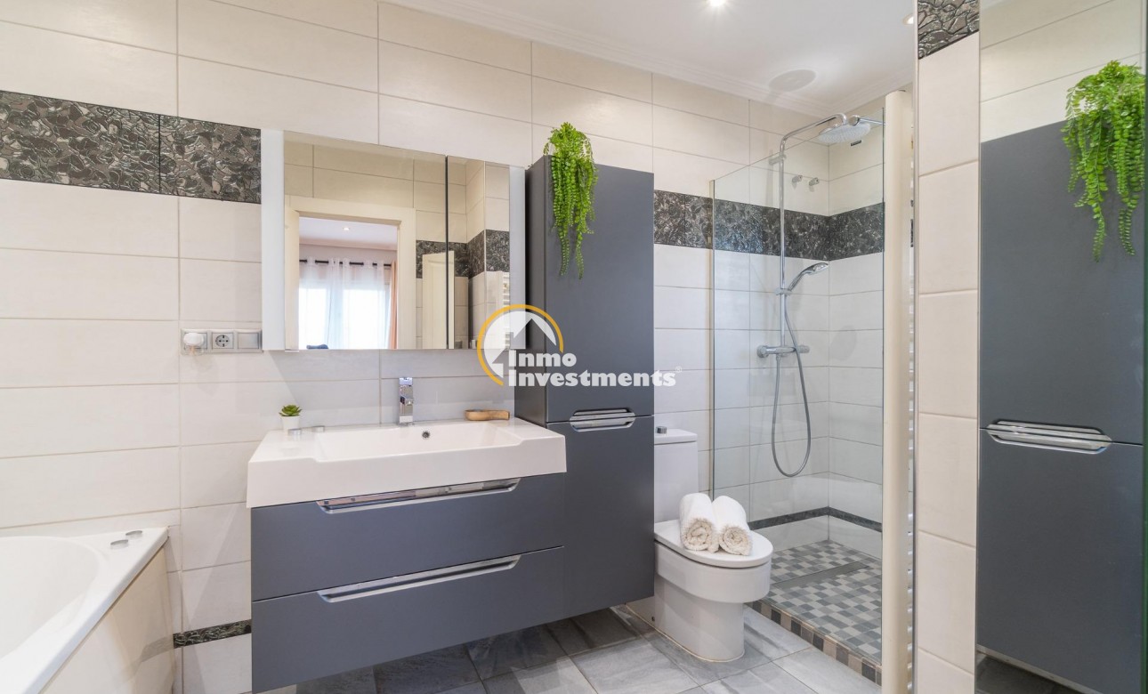 Gebrauchtimmobilien - Villa - Playa Flamenca