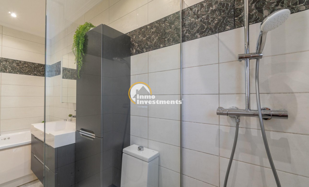 Gebrauchtimmobilien - Villa - Playa Flamenca