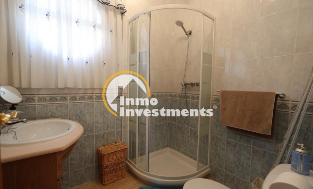 Reventa - Chalet independiente - Las Filipinas
