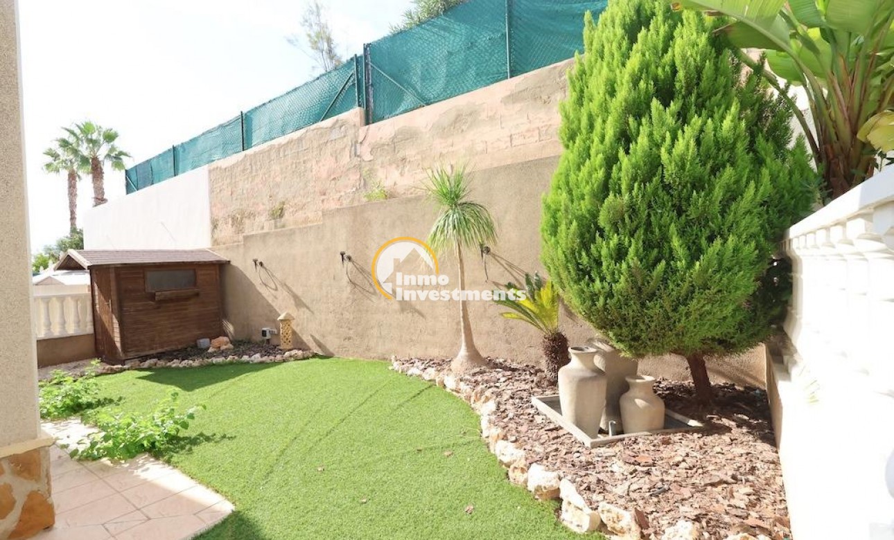 Reventa - Chalet independiente - Las Filipinas