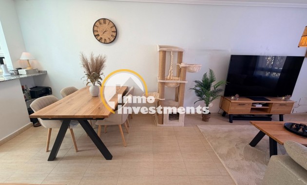 Reventa - Chalet pareado - Los Montesinos