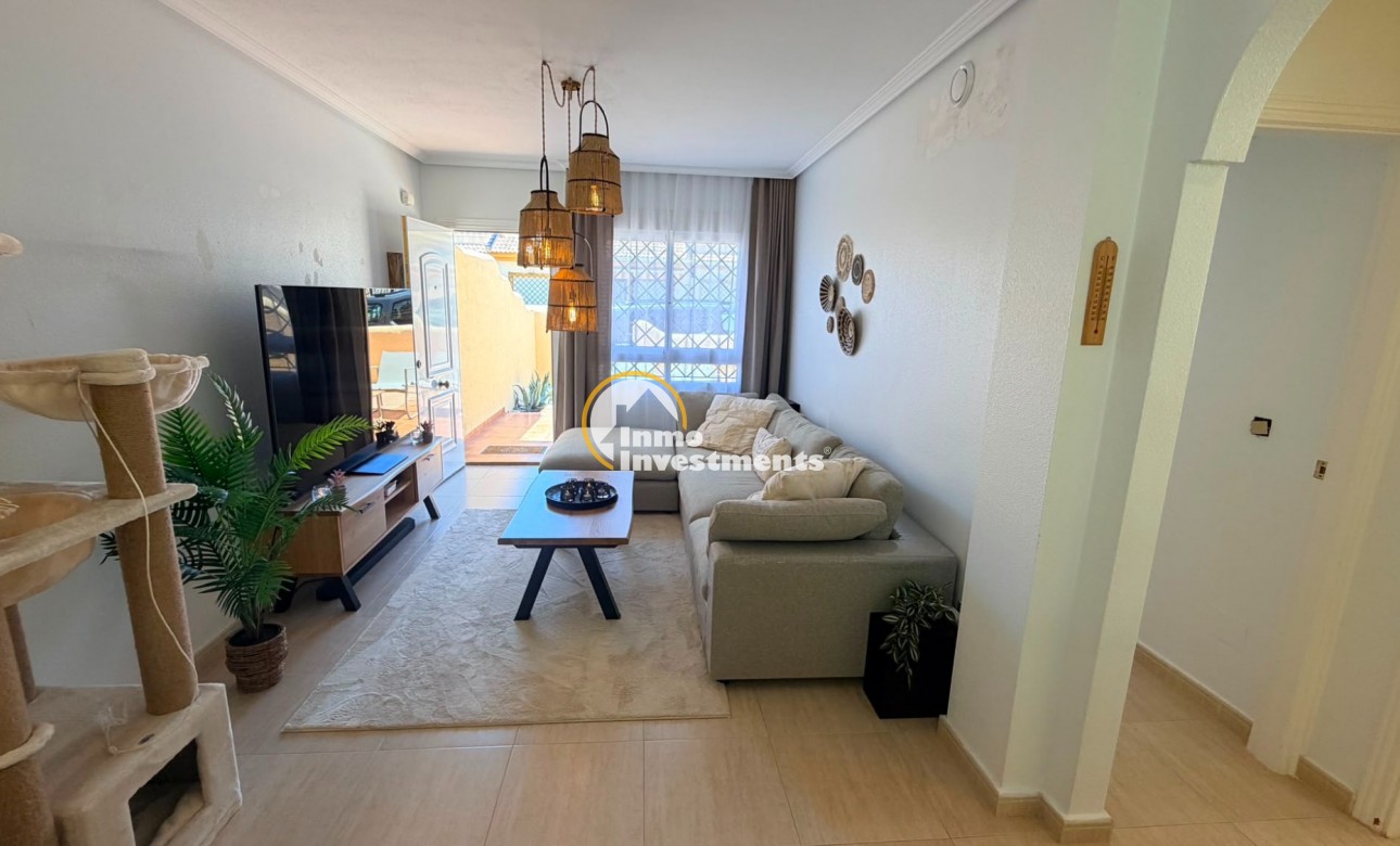 Reventa - Chalet pareado - Los Montesinos