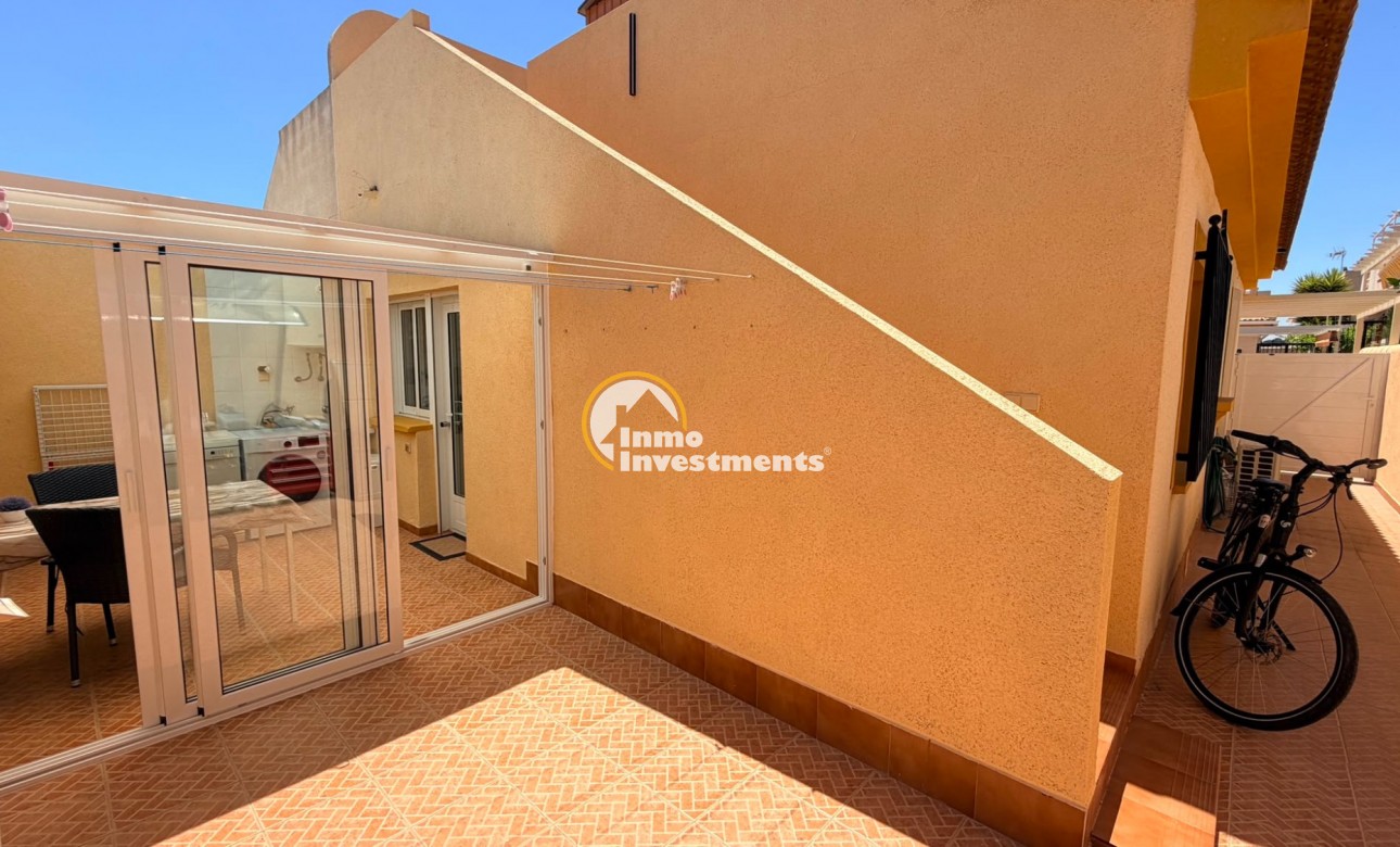 Reventa - Chalet pareado - Los Montesinos