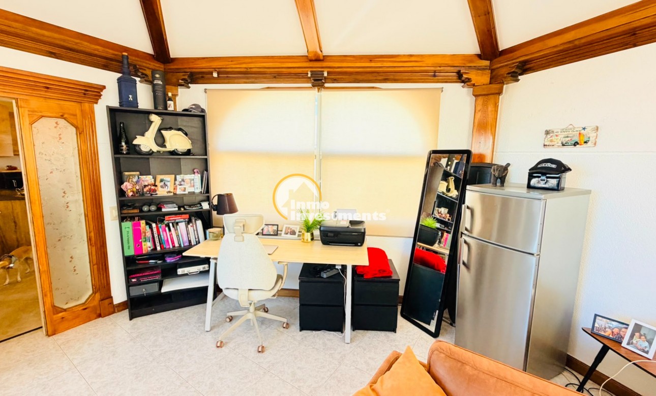 Resale - Apartment - San Miguel de Salinas - San Miguel