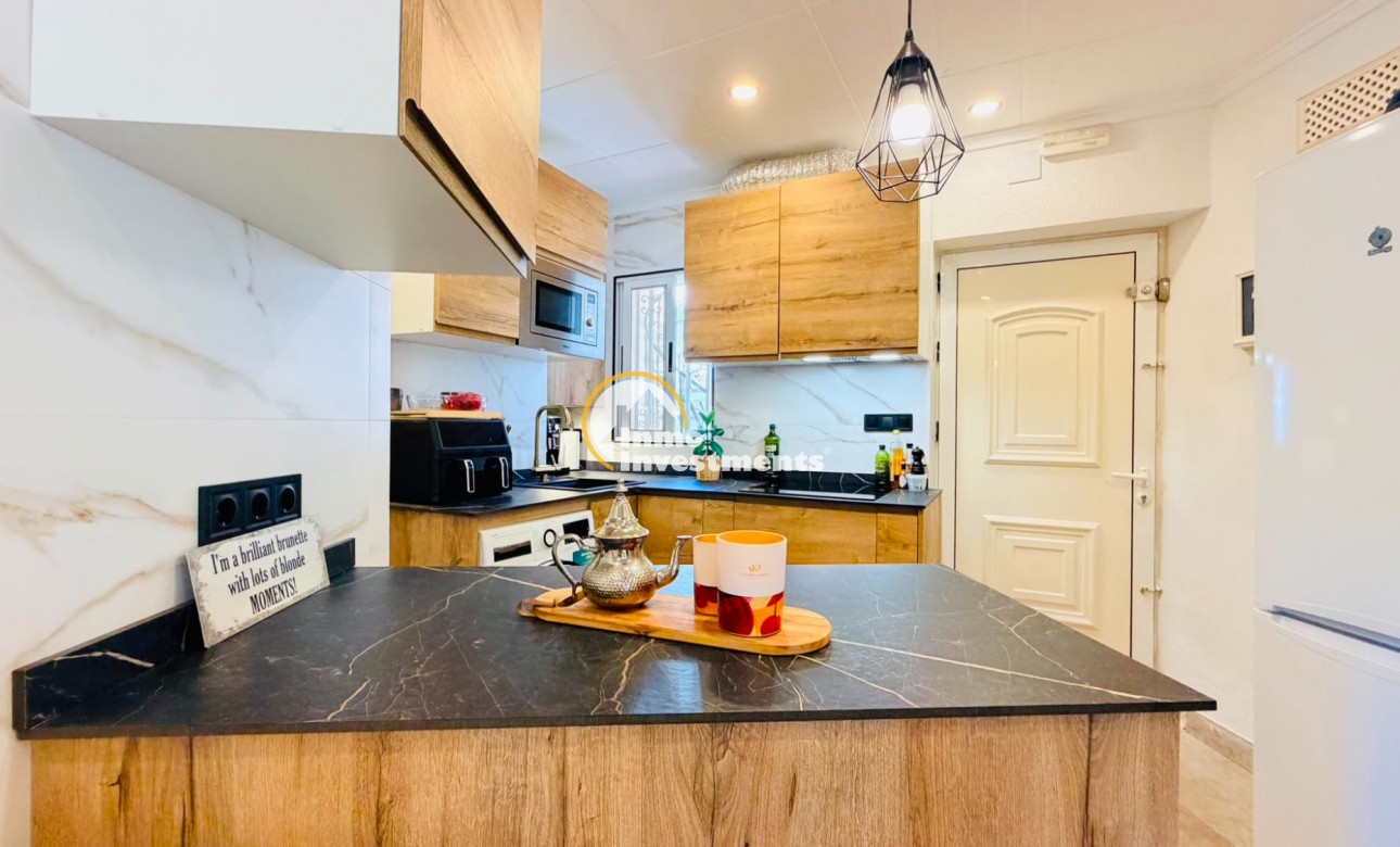 Resale - Apartment - San Miguel de Salinas - San Miguel