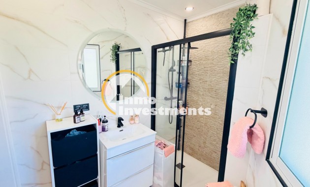 Resale - Apartment - San Miguel de Salinas - San Miguel