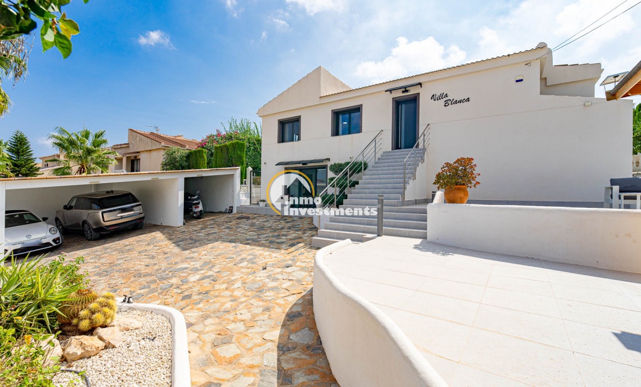 Gebrauchtimmobilien - Villa - Villamartin