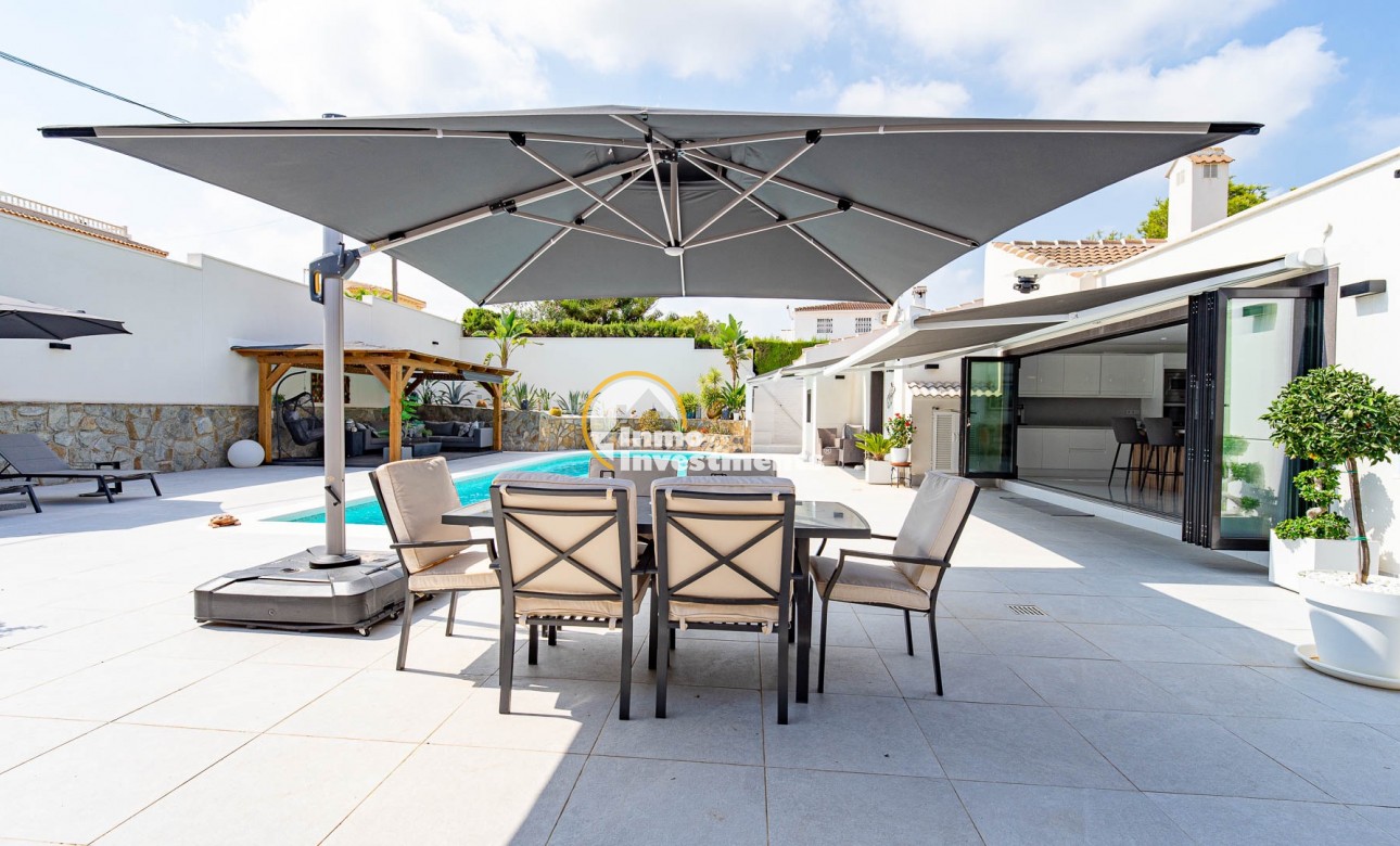 Gebrauchtimmobilien - Villa - Villamartin