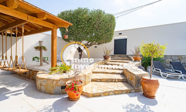 Gebrauchtimmobilien - Villa - Villamartin