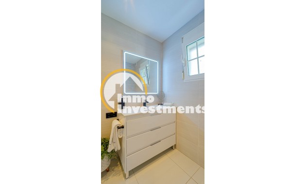 Gebrauchtimmobilien - Villa - Villamartin