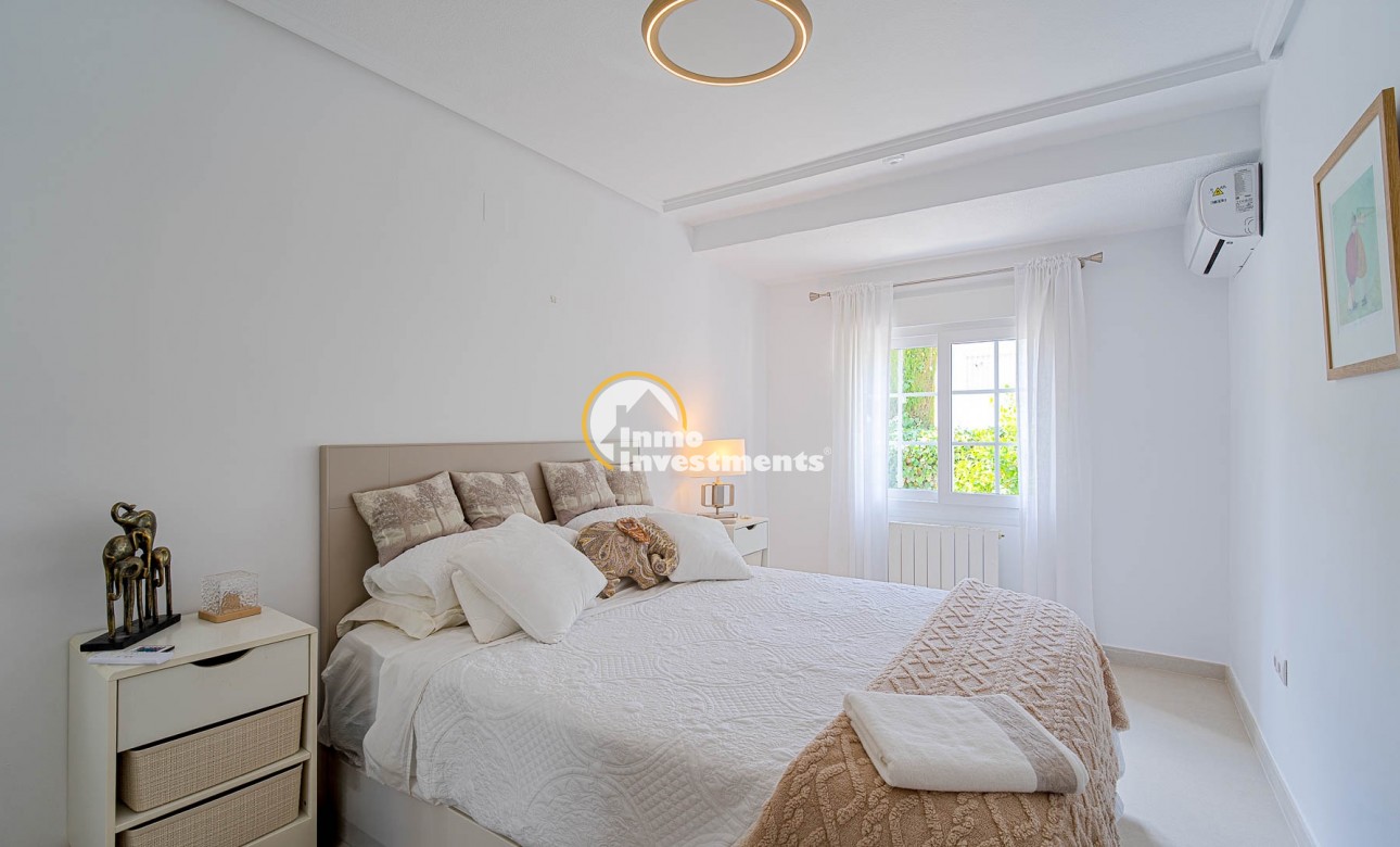Gebrauchtimmobilien - Villa - Villamartin