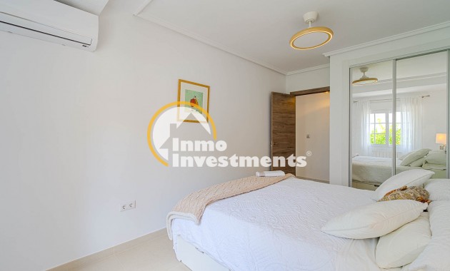 Gebrauchtimmobilien - Villa - Villamartin