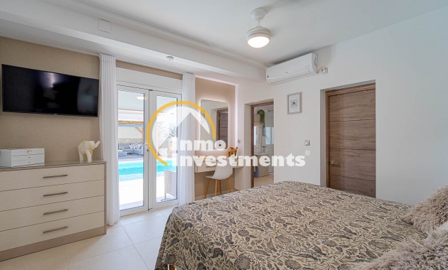 Gebrauchtimmobilien - Villa - Villamartin
