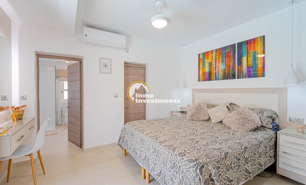 Gebrauchtimmobilien - Villa - Villamartin