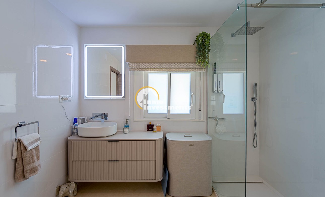 Gebrauchtimmobilien - Villa - Villamartin