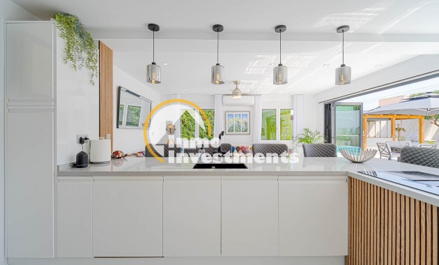 Gebrauchtimmobilien - Villa - Villamartin